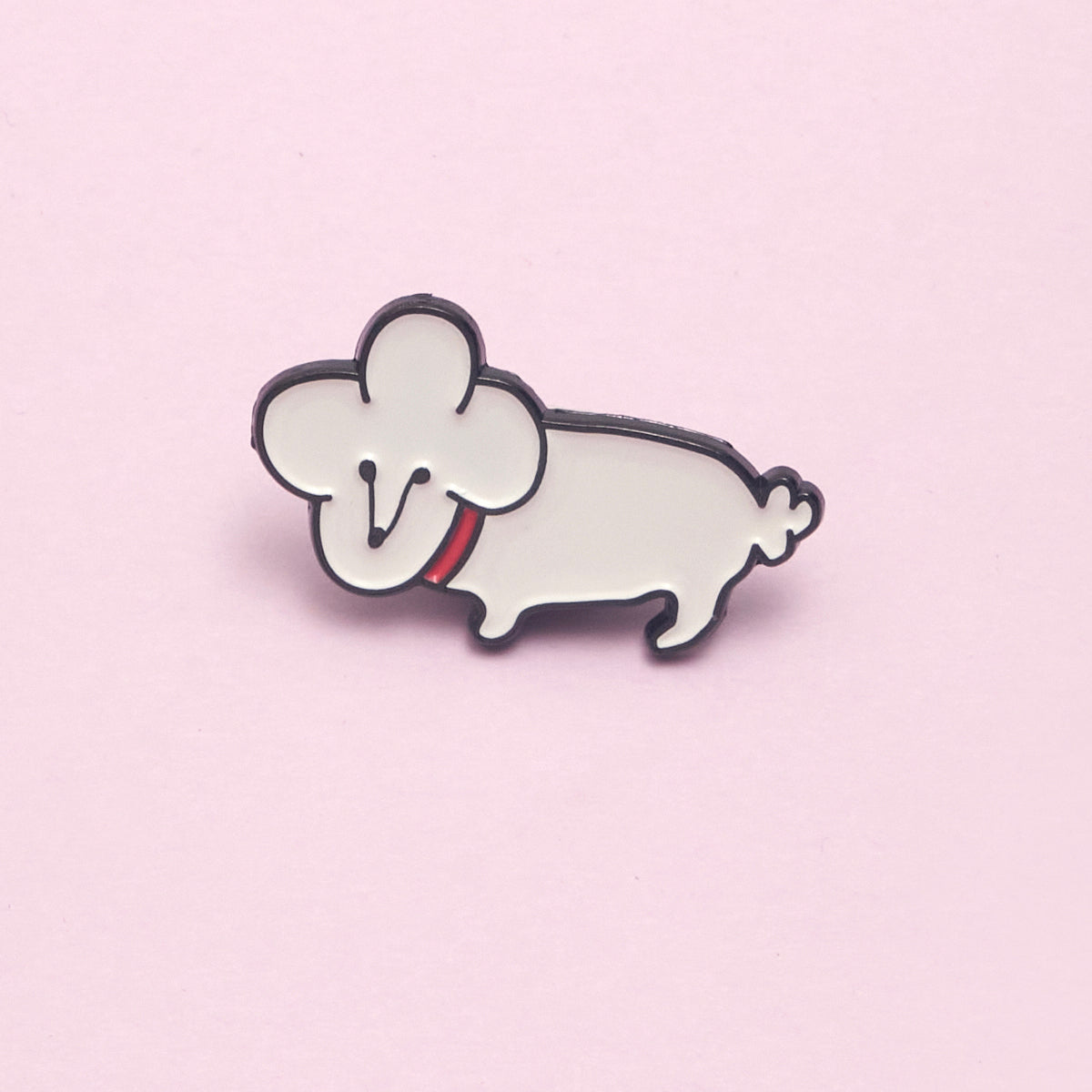 Pompa Enamel Pin - Noa Goffer